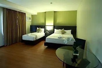 Lorenzzo Suites Hotel Makati Makati City