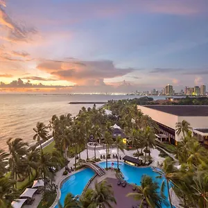 Отель Sofitel Philippine Plaza Manila